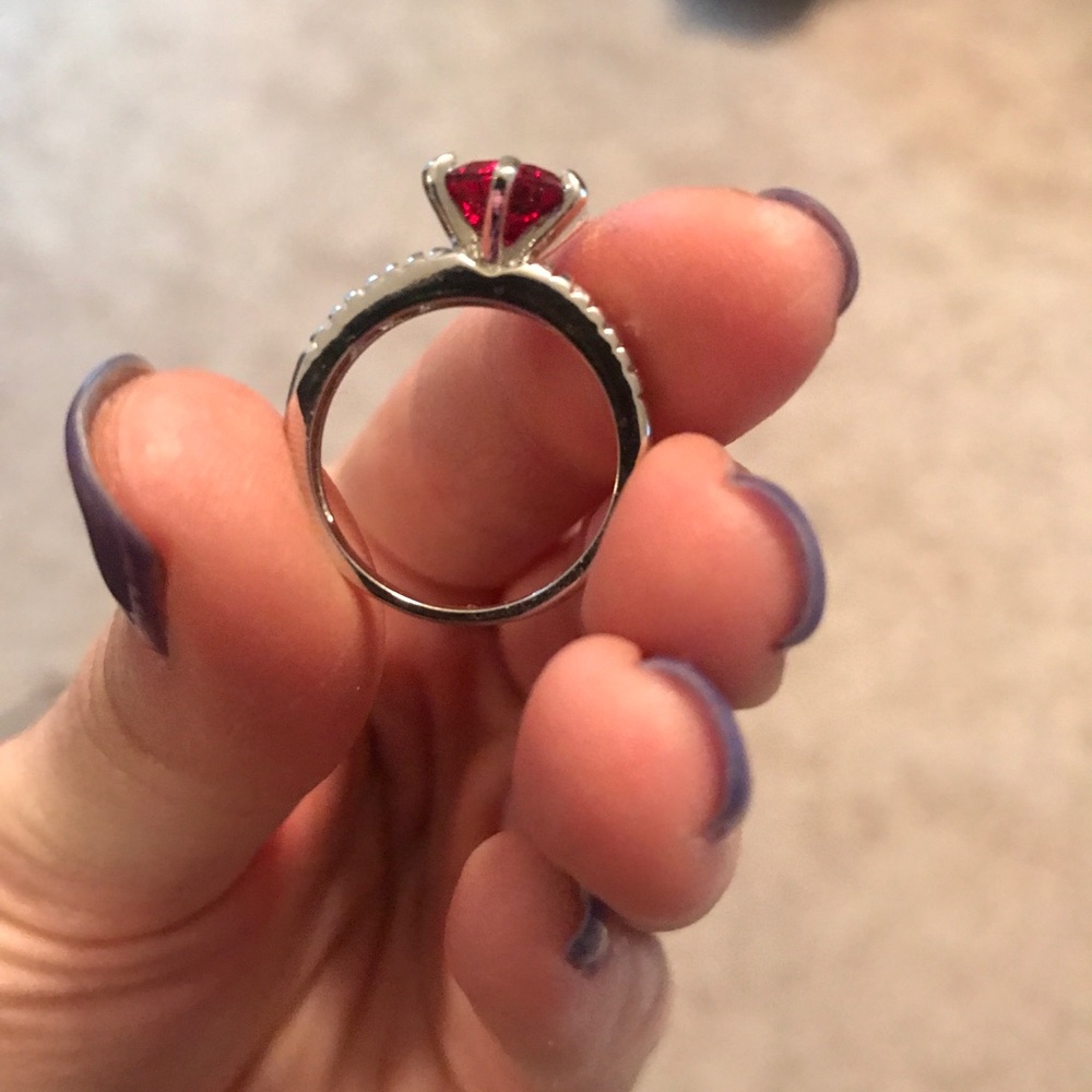 Ruby red ring - Picture 4 of 5